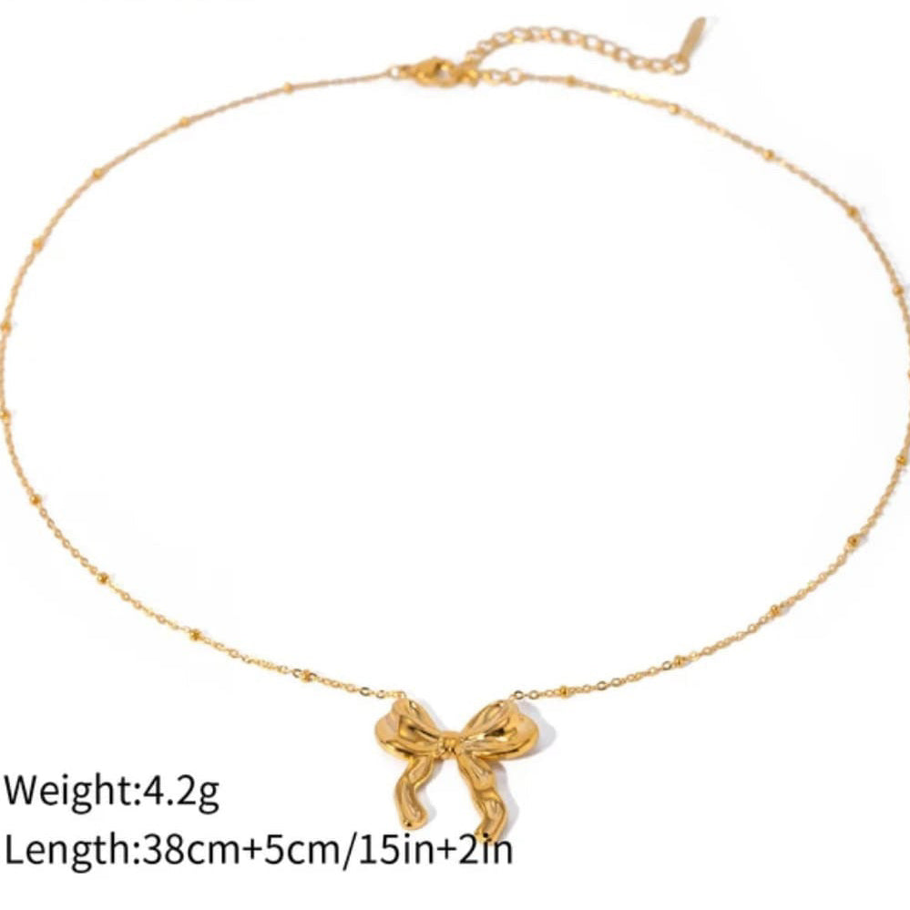 Ripple Ribbon Necklace